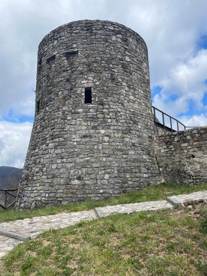 Готель In Castello Gallicano Екстер'єр фото